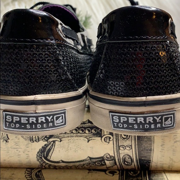 “Sperry-Top Sider” - Picture 1 of 6